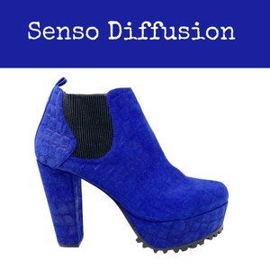 NWOT Senso Diffusion Rex Blue Platform Ankle Boots